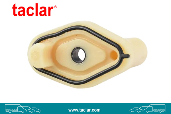 OIL NOZZLE PLASTIC