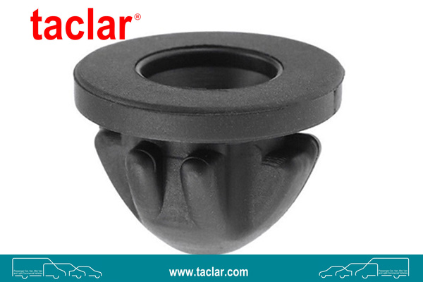 ENGINE COVER TRIM RUBBER MOUNTING BUSH